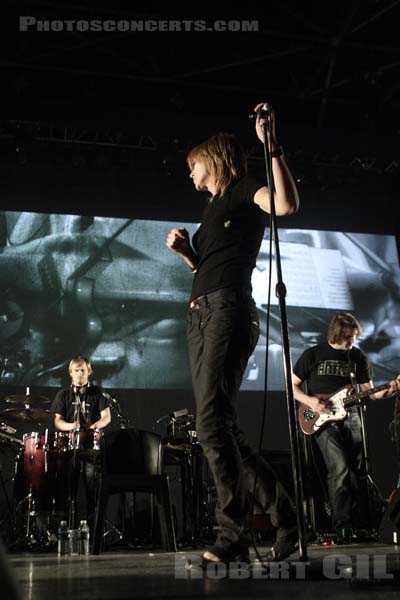 PORTISHEAD - 2008-05-06 - PARIS - Zenith - Geoffrey Paul Barrow - Beth Gibbons